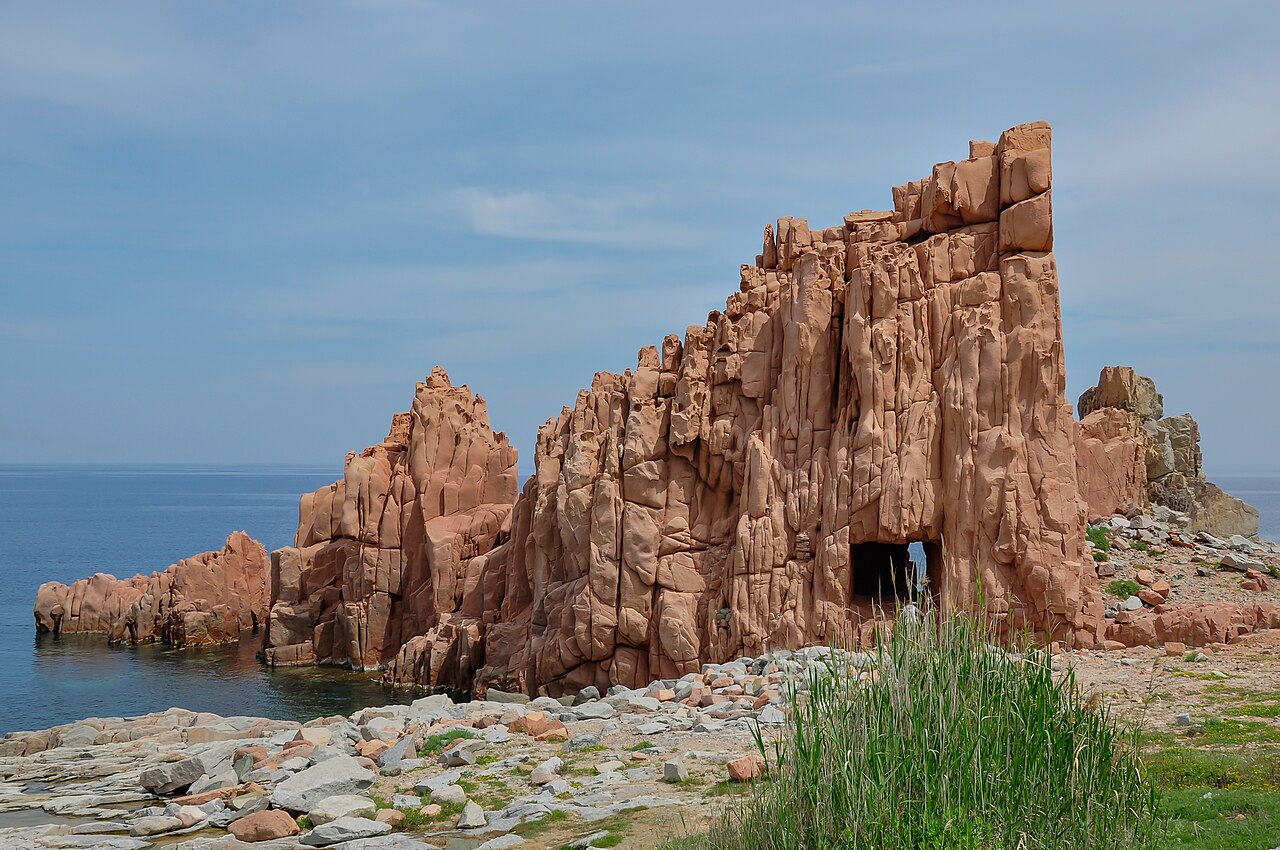 Le Rocce Rosse di porfido ad Arbatax